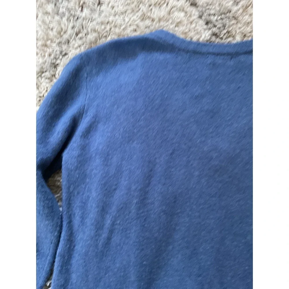 Elan Womens Blue Fuzzy V-Neck Sweater‎ Long Sleeve Ribbed Cuffs Size Medium